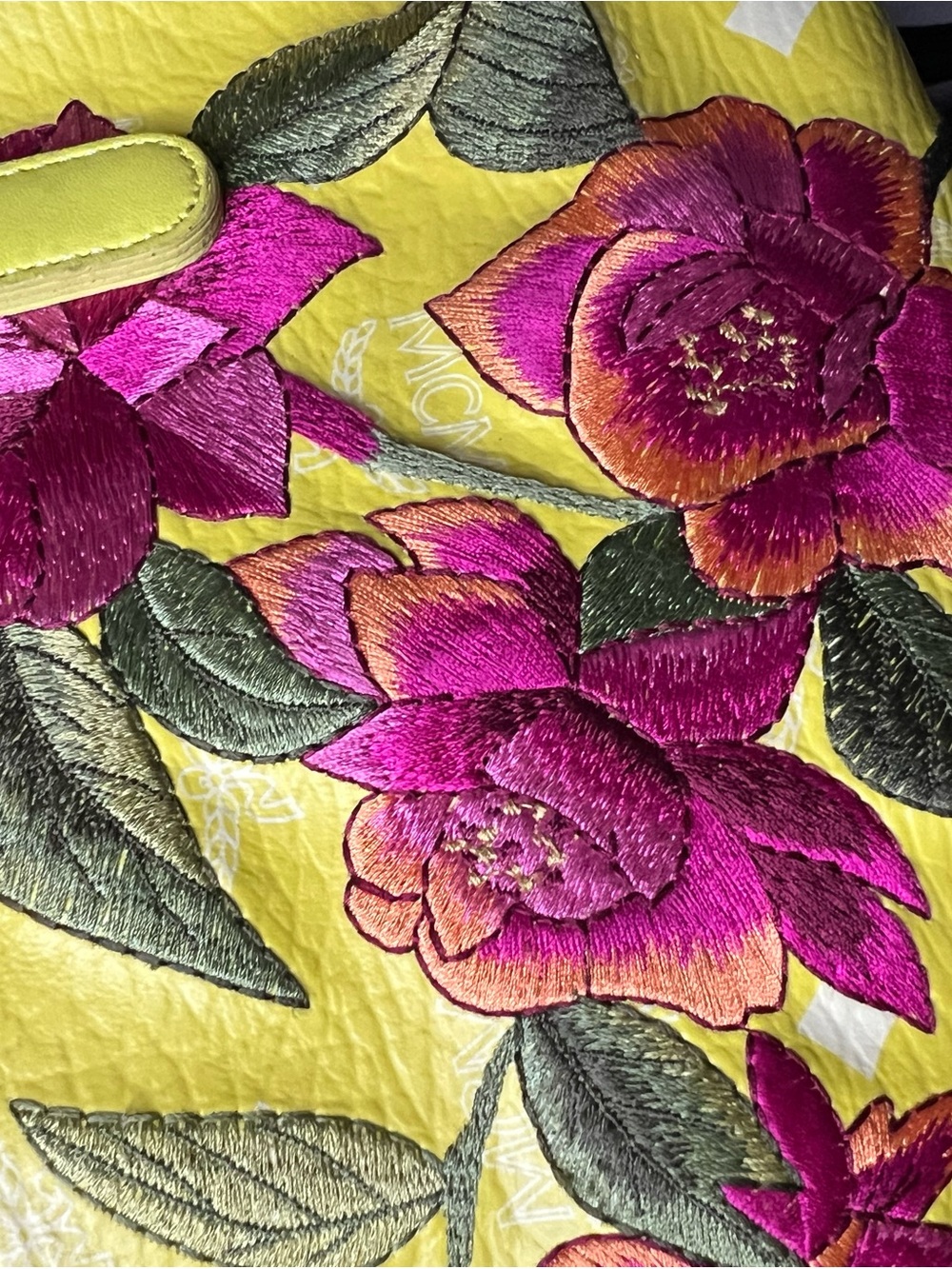 RARE MCM Yellow Visetos Floral Embroidered Boston Satchel Bag - Picture 10 of 12